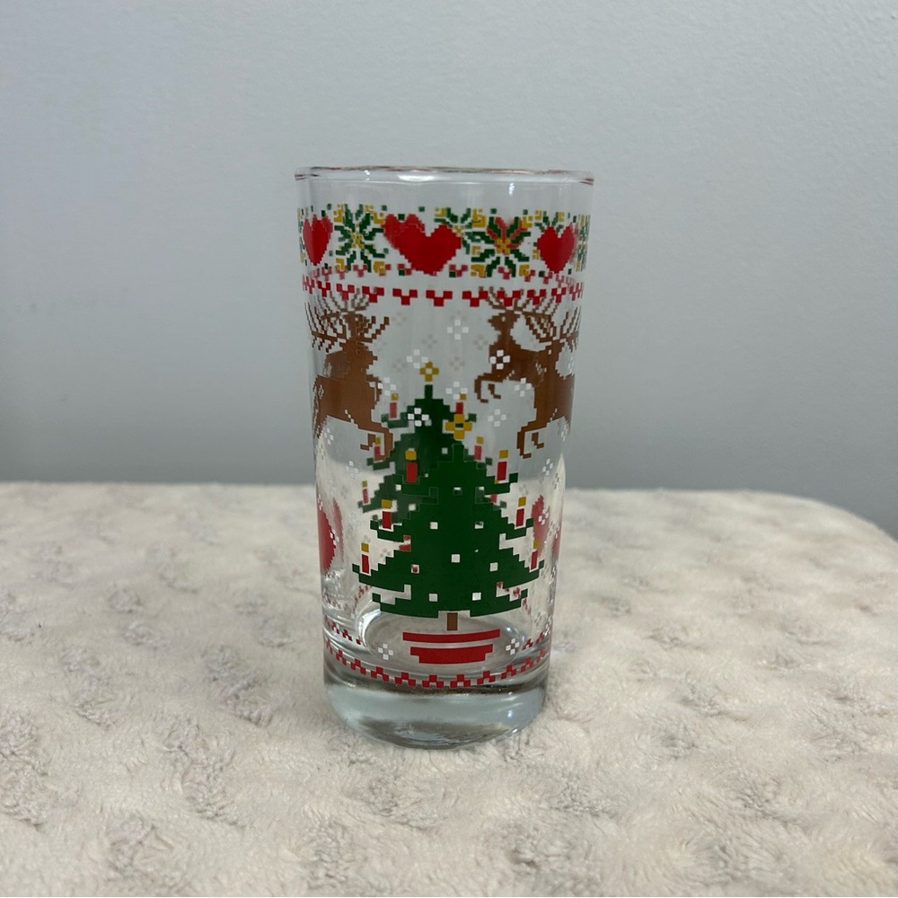 1984 CHD Christmas Tree Reindeer Drinking Glass Cup Hearts Clear Green Red